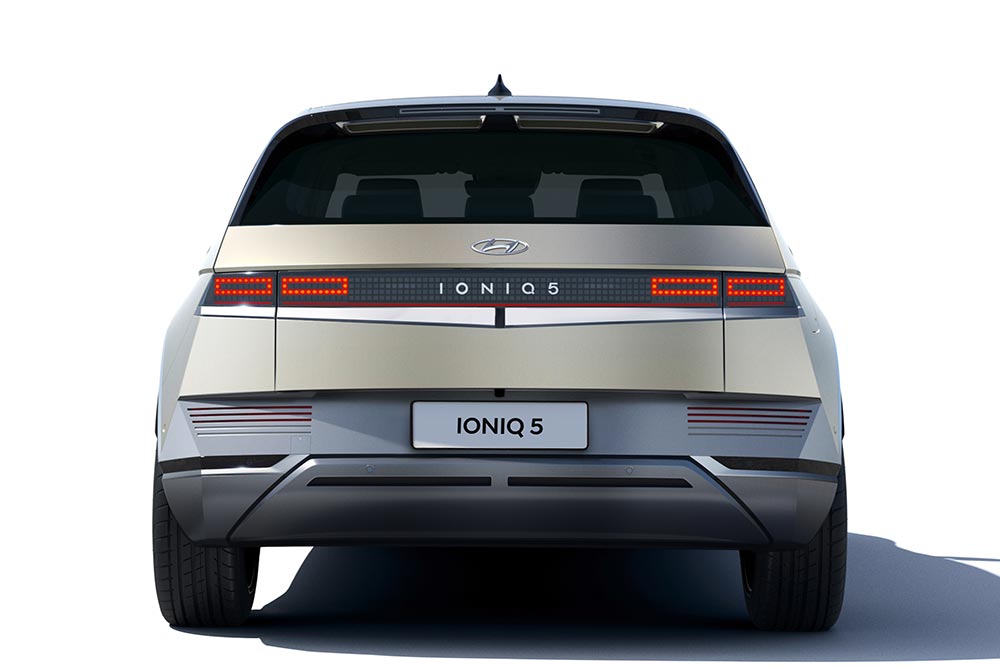 https://autogreeknews.gr/wp-content/uploads/2021/02/hyundai-ioniq-5-launch-06.jpg