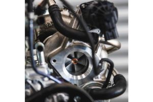 limited-edition-honda-civic-type-r-k20c1-crate-eng 4