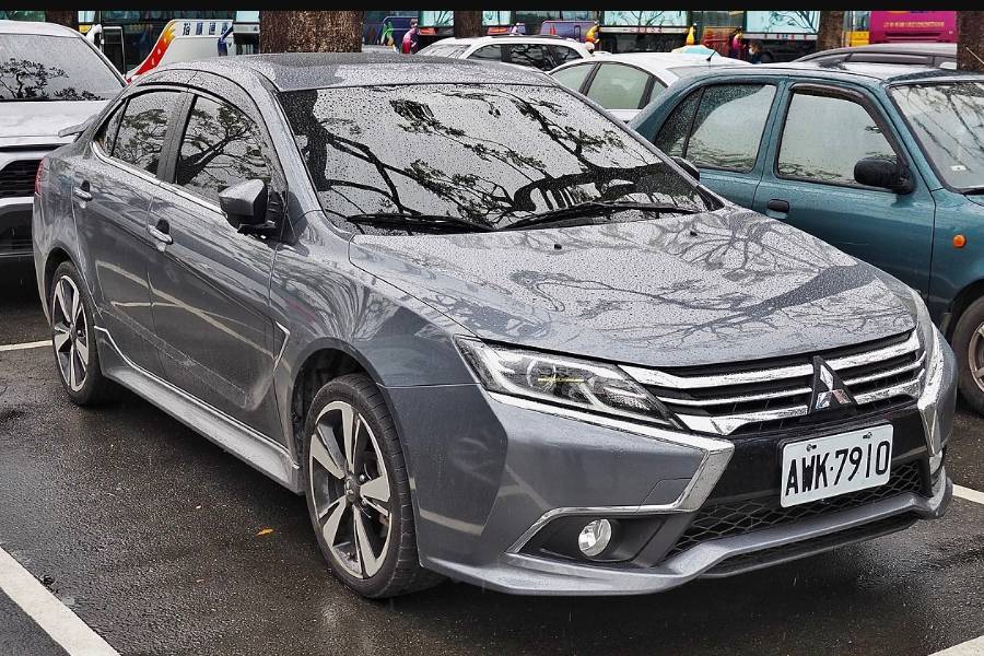 https://autogreeknews.gr/wp-content/uploads/2021/02/mitsubishi-grand-lancer-final-version.jpg
