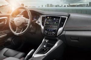 mitsubishi_grand_lancer