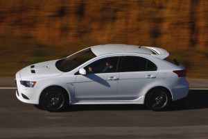 mitsubishi_lancer_sportback_ralliart_9