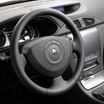 renault_laguna_hatchback_81