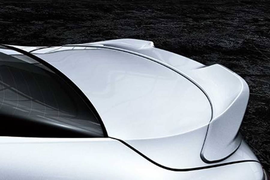 https://autogreeknews.gr/wp-content/uploads/2021/02/toyota-camry-gr-rear-spoiler.jpg