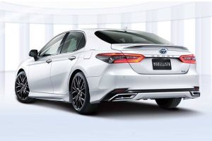 toyota-camry-modellista-rear-three-quarters