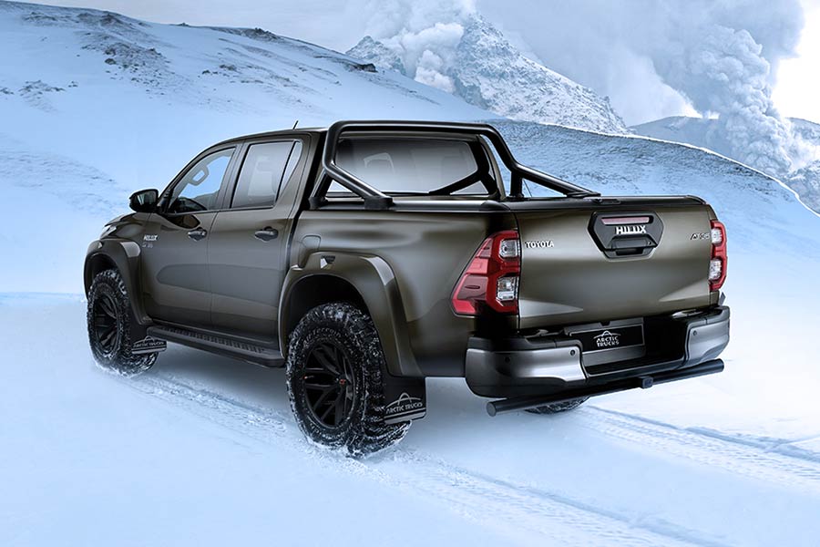 https://autogreeknews.gr/wp-content/uploads/2021/02/toyota-hilux-at35-2021-4.jpg