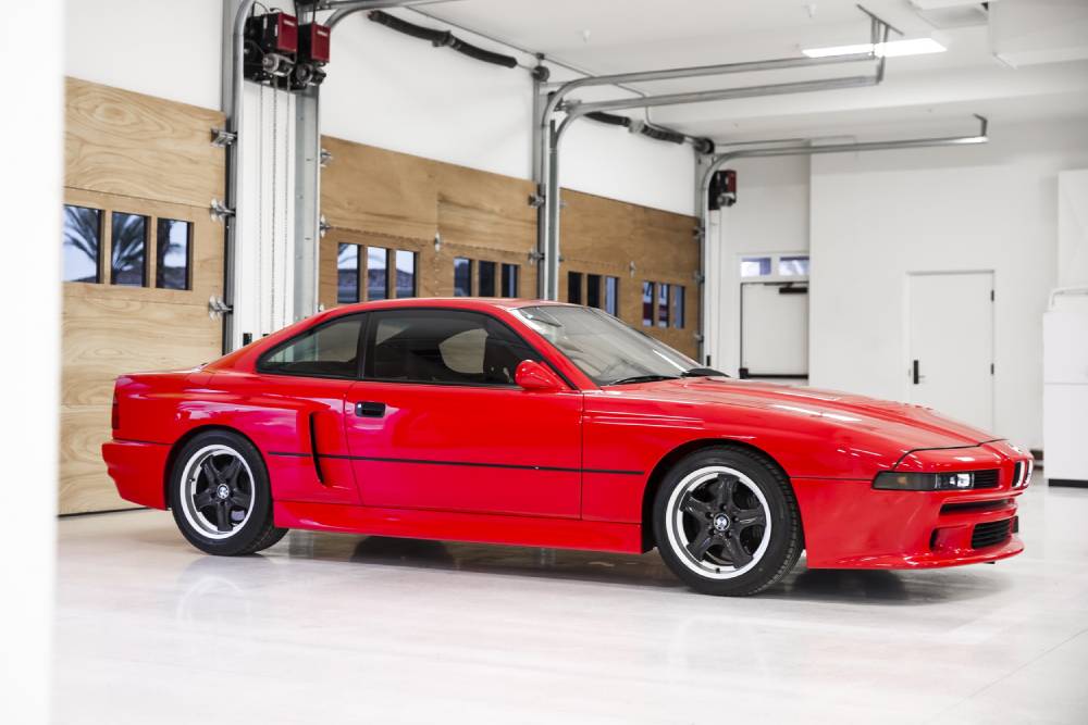 https://autogreeknews.gr/wp-content/uploads/2021/03/1990-BMW-E31-M8-Prototype-01.jpg