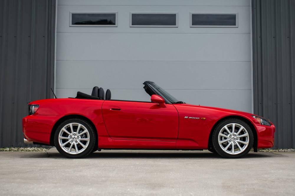 https://autogreeknews.gr/wp-content/uploads/2021/03/2007-honda-s2000-for-sale-5.jpg