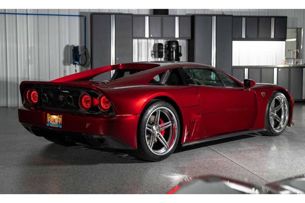 https://autogreeknews.gr/wp-content/uploads/2021/03/2014-falcon-f7-for-sale-exterior-9.jpg
