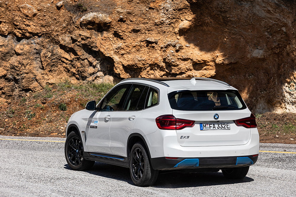 https://autogreeknews.gr/wp-content/uploads/2021/03/BMW-iX3-6.jpg