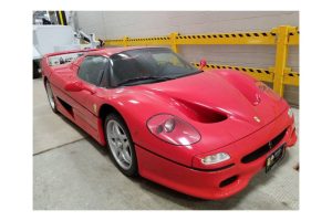 Ferrari-F50 stollen