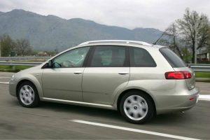 Fiat-Croma-8