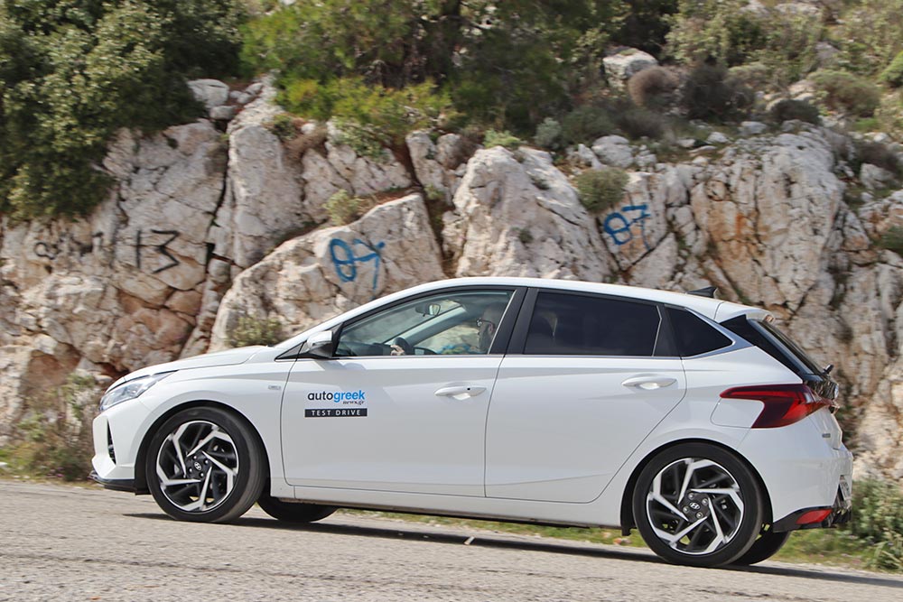 https://autogreeknews.gr/wp-content/uploads/2021/03/Hyundai-i20-1.0T-100-PS-7DCT-11.jpg
