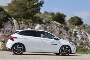 Hyundai-i20-1.0T-100-PS-7DCT-(13)