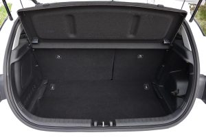 Hyundai-i20-1.0T-100-PS-7DCT-(34)