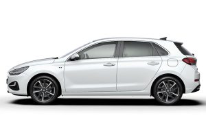 Hyundai-i30-1.5T-Premium-2