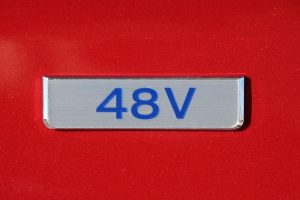 Hyundai-i30-48v-logo