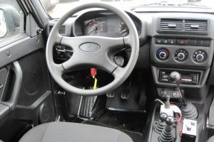 Lada-Niva-snow-plow-(5)