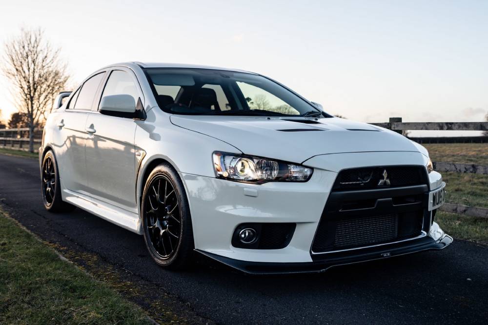 https://autogreeknews.gr/wp-content/uploads/2021/03/Mitsubishi-Fleet-Auction-Evo-X.jpg