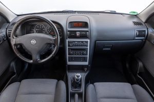 Opel-Astra-Caravan-2003-(8)