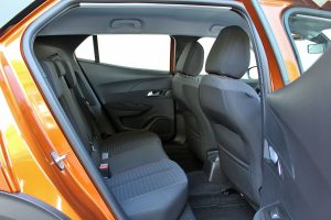 Peugeot 2008 1.2 130 (6)