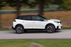 Peugeot-2008-12PureTech100PS-6