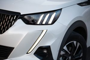 Peugeot-2008-12PureTech100PS-8