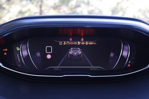 Peugeot 3008 1.5 BlueHDi 2021 (16)