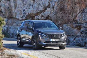 Peugeot 3008 1.5 BlueHDi 2021 (40)