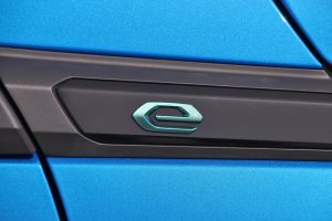 Peugeot-e-2008-(22)