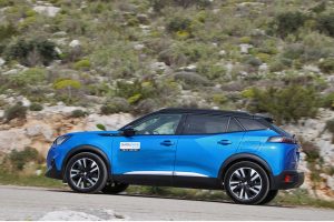 Peugeot-e-2008-(5)