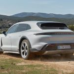 Porsche-Taycan-Cross-Turismo-(12)