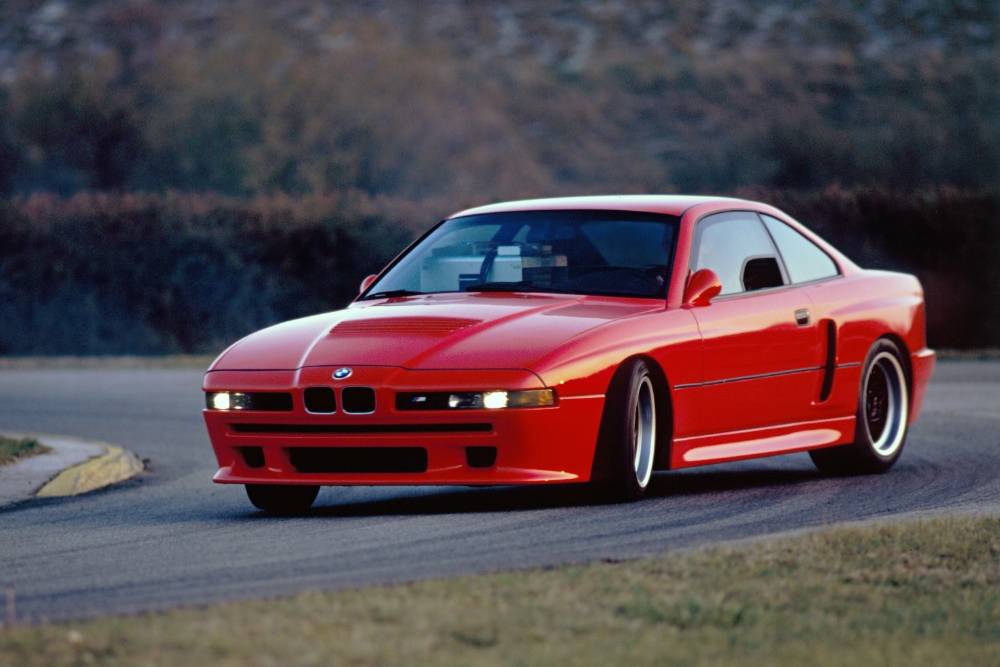 Η μοναδική BMW M8 E31 επιστρέφει στη δράση!