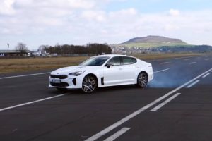 kia stinger gt acceleration drift