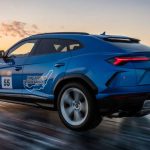 lamborghini-urus-high-speed-record-on-ice 3