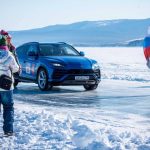 lamborghini-urus-high-speed-record-on-ice 4