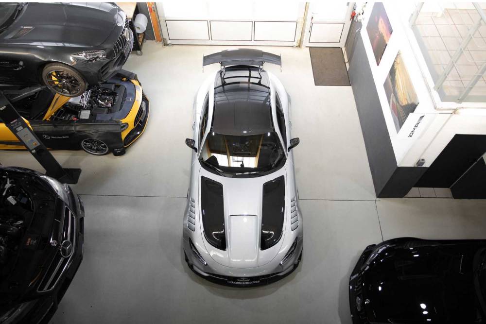https://autogreeknews.gr/wp-content/uploads/2021/03/mercedes-amg-gt-black-series-by-opus-4.jpg