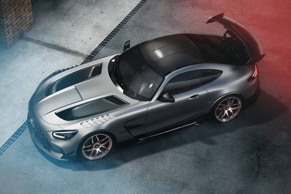 https://autogreeknews.gr/wp-content/uploads/2021/03/mercedes-amg-gt-black-series-wheelsandmore-tuning-4.jpg