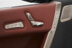 the-first-ever-bmw-ix 13