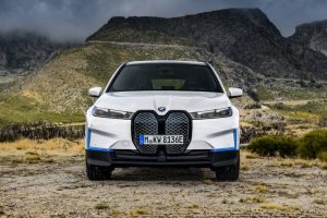 the-first-ever-bmw-ix 4