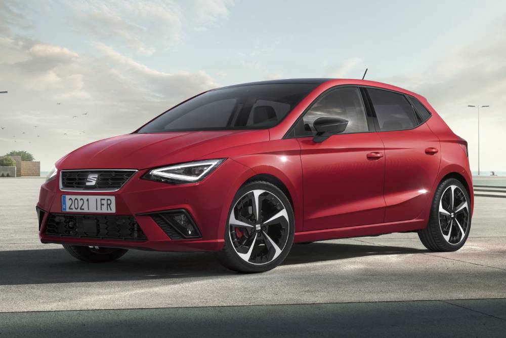 https://autogreeknews.gr/wp-content/uploads/2021/04/02-SEAT-Ibiza-FR-Desire-Red-H.jpg