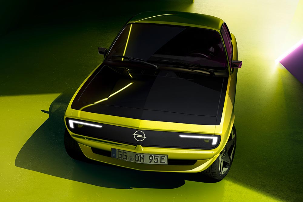 Νέο ρετρο-μοντέρνο Opel Manta GSe ElektroMOD