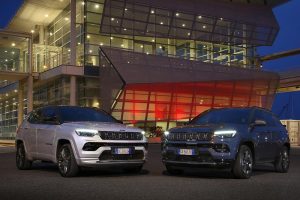 1.–New-Jeep®-Compass-S-4xe-and-80th-Anniversary