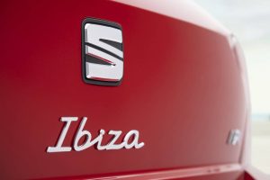 11-SEAT-Ibiza-FR-Desire-Red-H