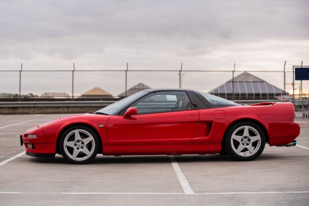 https://autogreeknews.gr/wp-content/uploads/2021/04/1992-honda-nsx-for-sale-3.jpg