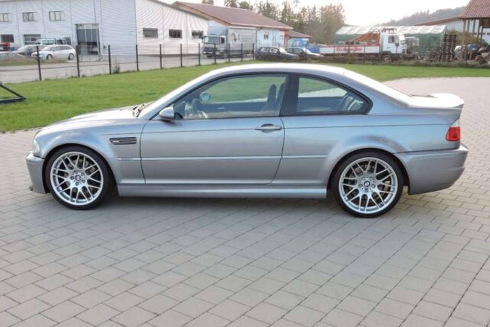 https://autogreeknews.gr/wp-content/uploads/2021/04/2003-bmw-m3-csl-for-sale-2.jpg