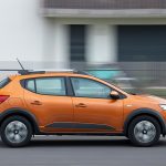 2020---New-Dacia-SANDERO-STEPWAY-tests-drive-(1)