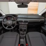 2020---New-Dacia-SANDERO-tests-drive-(2)