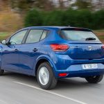 2020---New-Dacia-SANDERO-tests-drive-(3)