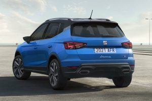 2021-SEAT-Arona-FR-Saphire-Blue-2