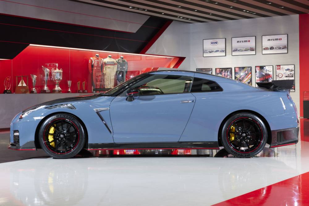 https://autogreeknews.gr/wp-content/uploads/2021/04/2022-Nissan-GT-R-Nismo-4.jpg